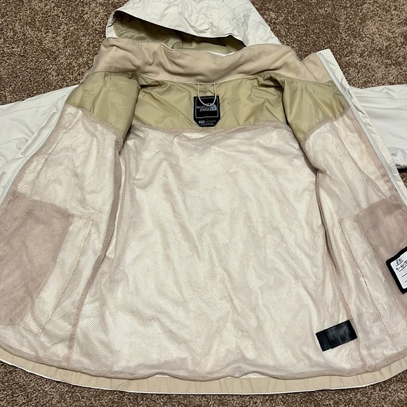 The North Face jacket - Picture 9 of 14